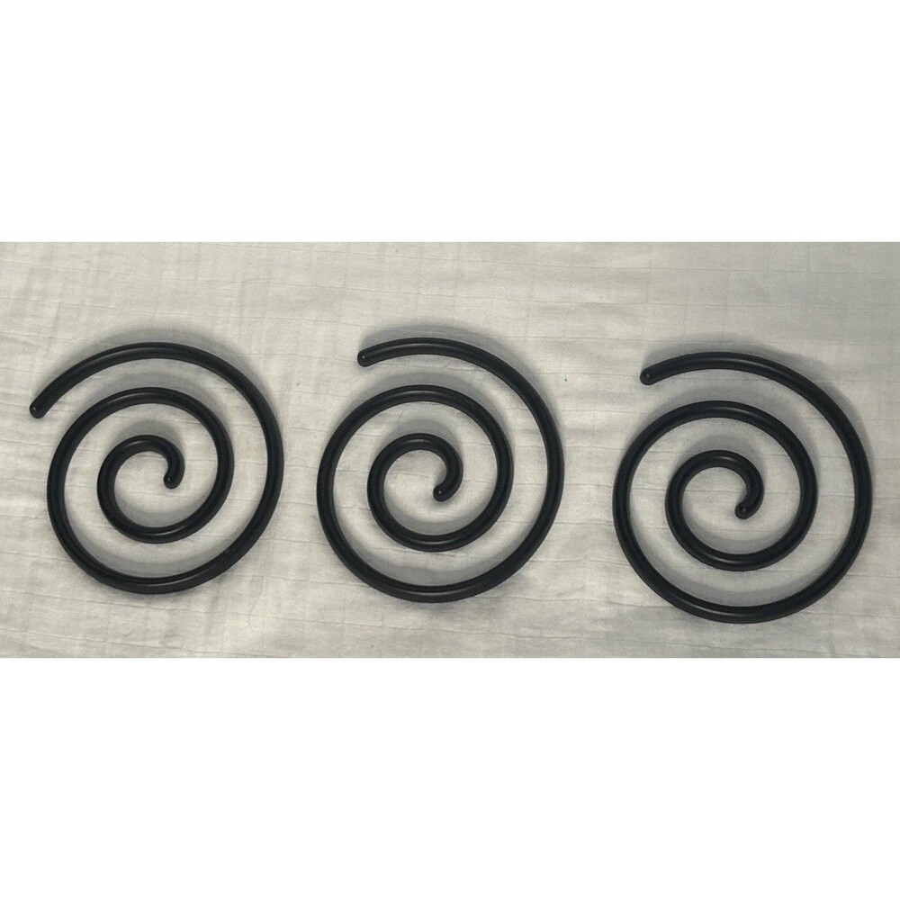 New Good Thing Trivets Set of 3 Round Cooling Plates Swirl Design 5” Black Cater